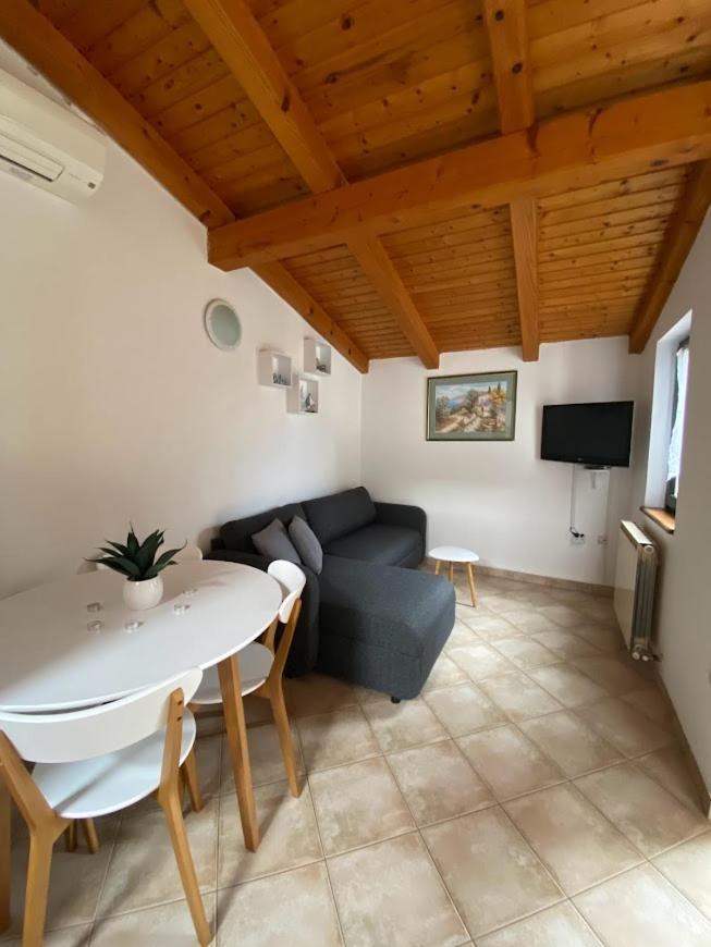 Apartman I&I Peroj Exterior foto